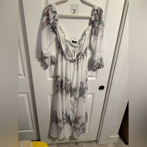CBR Woman's Jumper‎ Dress Flowy Size Medium New W Tags